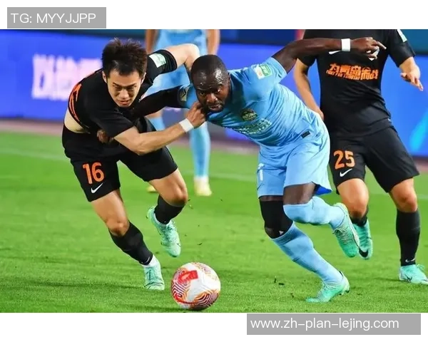 红人足球：探索社交媒体时代下的足球文化与明星效应