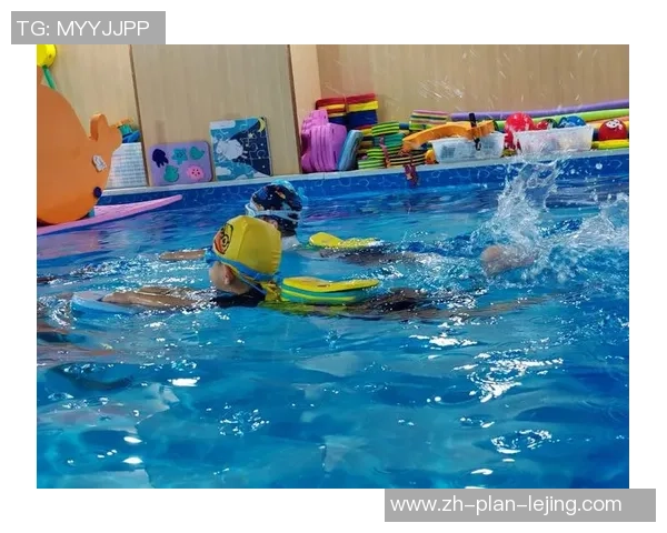 足球与游泳的奇妙结合探索运动的多元魅力与跨界创新